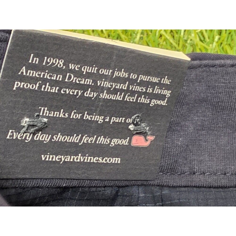 Vineyard Vines Boys Performance On The Go Shorts  Size 14 Nautical Navy NWT - Picture 9 of 12